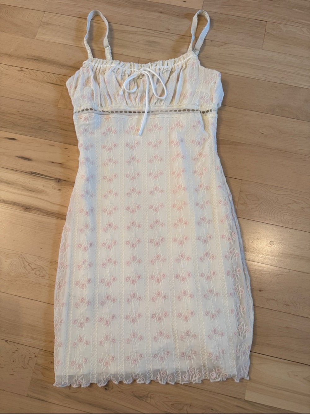 White & pink floral embroidered bodycon mini dress-Fairycore-Dainty-XS